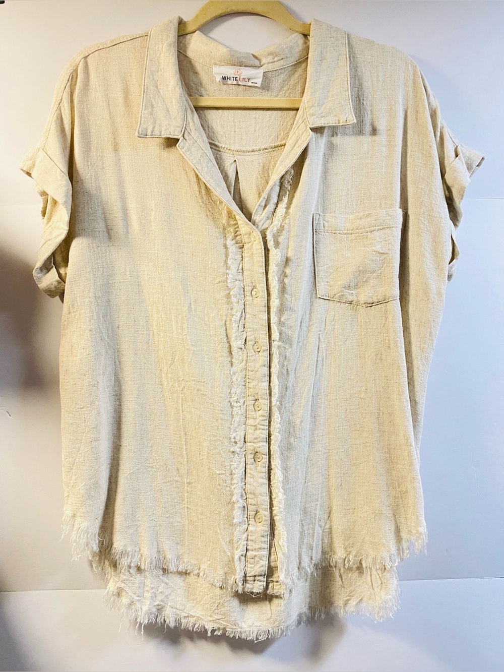 WHITE LILY-Size M-Linen Blend, Short Sleeve Button Up Cream Blouse, Raw Edges